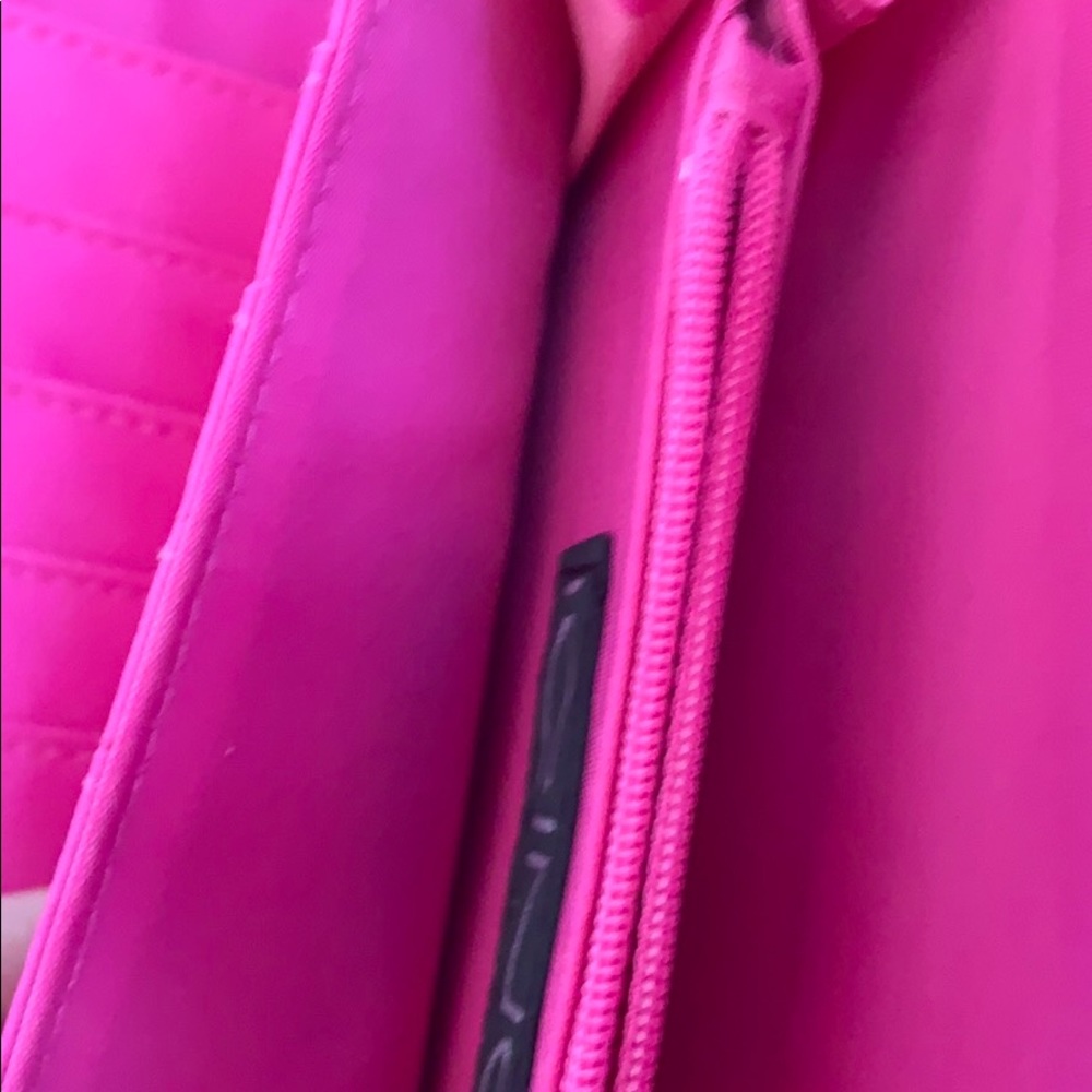 Pink Clutch - Picture 4 of 5